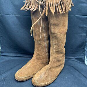 Vintage Minnetonka Women's Size 7 Brown Suede Side Zip-Up Fringe Knee High Boots